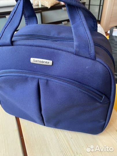 Бьюти кейс на чемодан