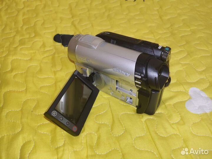 Видеокамера Sony DCR-DVD610