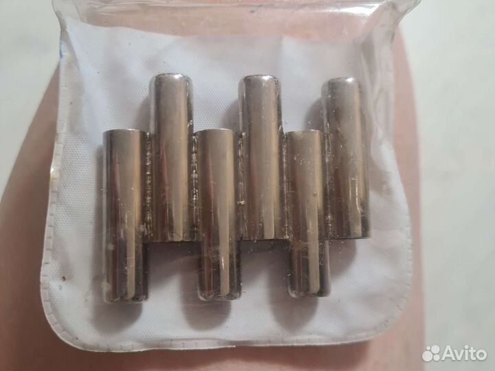 Камертон новый