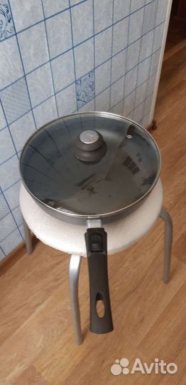 Сковорода 28 см литая,б/у неваметаллпосуда