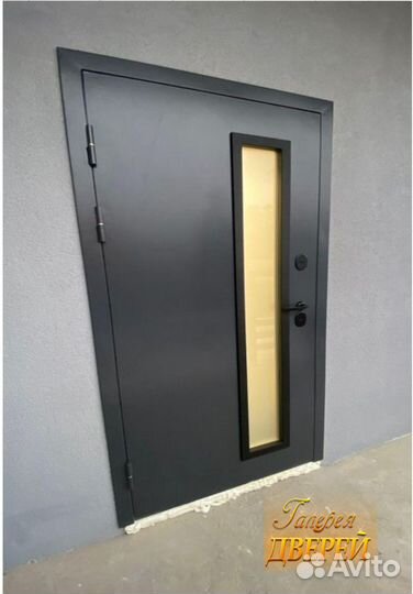 Дверь входная металлическая с терморазрывом