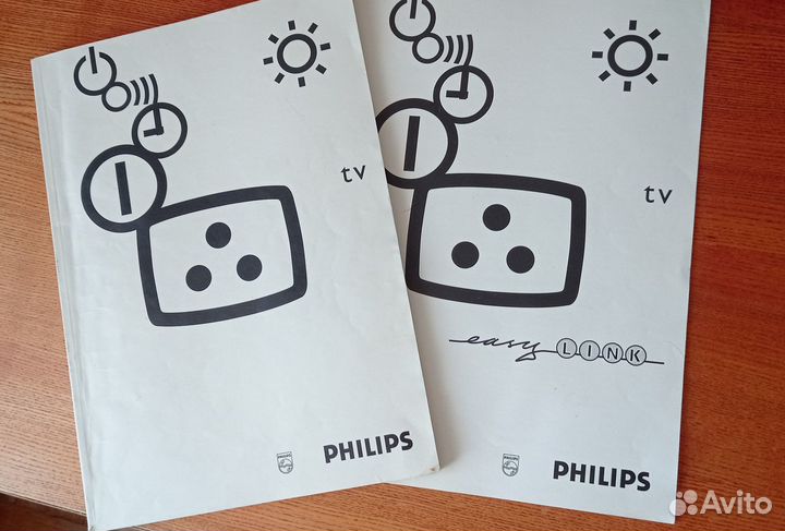 Телевизор с тумбой Philips