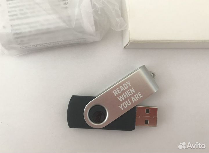 Флешка Usb сувенирная Husqvarna 8Gb, новая