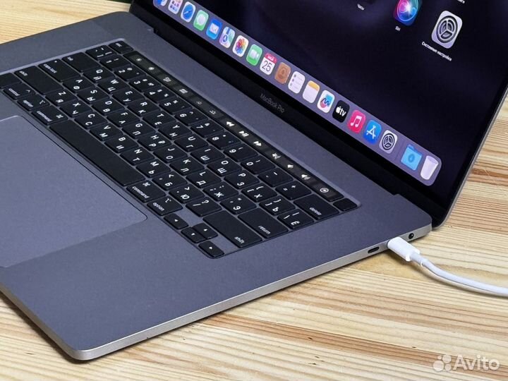 Заказной MacBook Pro 16, 32GB Ram, 512GB SSD