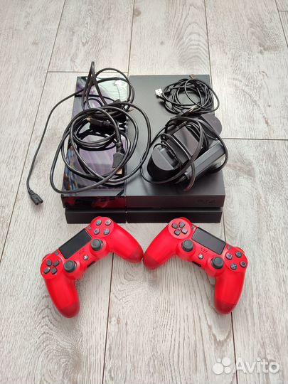 Приставка Sony PS4