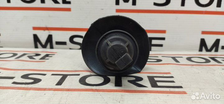 Водосток левый Volkswagen Touareg 7L AZZ 2004