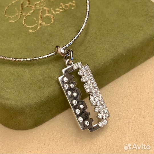 Кулон-подвес Бритва серебрение фианиты