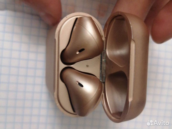 Наушники airpods