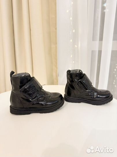 Ботинки демисезонные для девочки 24 размер