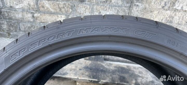Dunlop SP Sport Maxx GT 275/30 R20