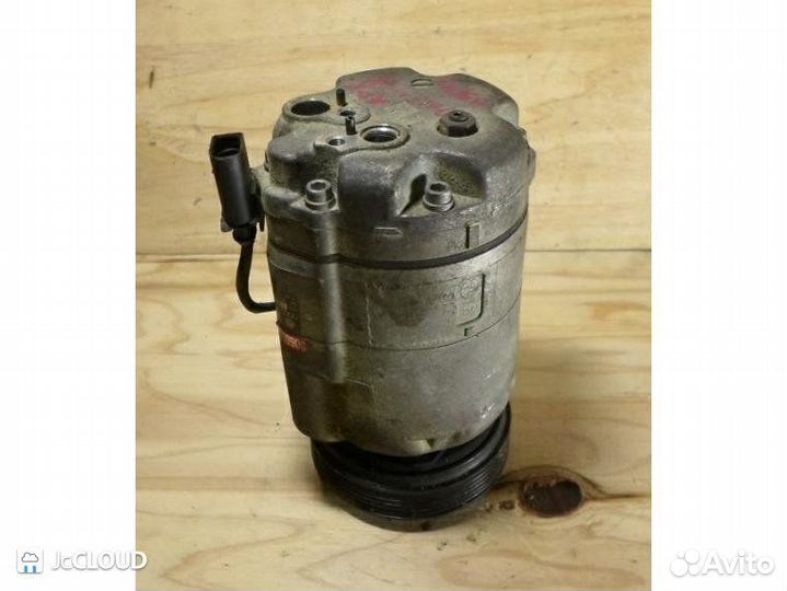 Компрессор кондиционера на volkswagen golf 1J5 APK