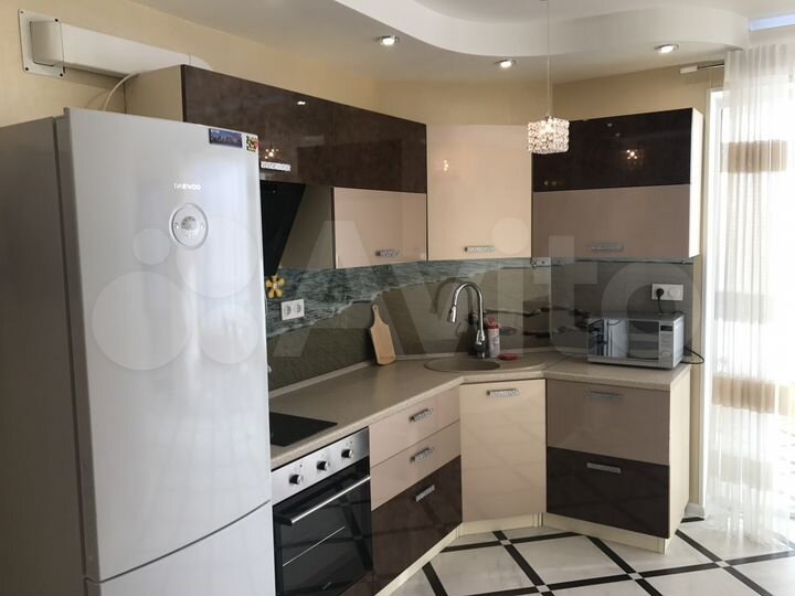 2-к. апартаменты, 80 м², 11/12 эт.