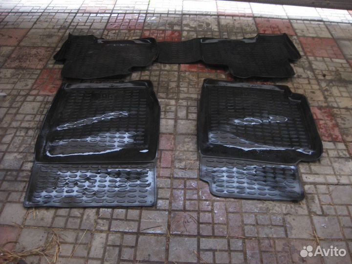 Коврики салонные для Сузуки Гранд Витара