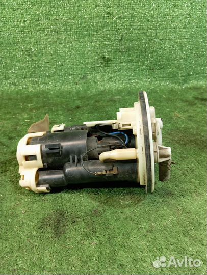 Насос топливный Mitsubishi Lancer Cedia