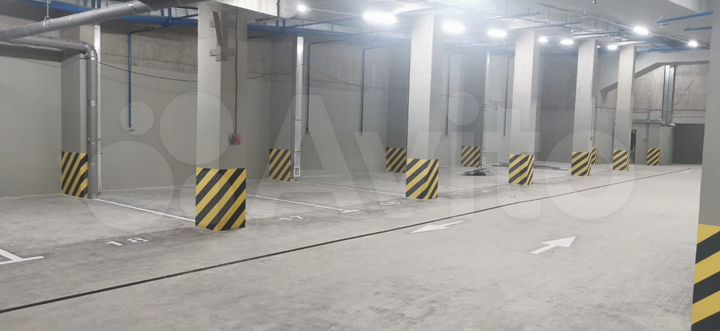 Машиноместо, 18 м²