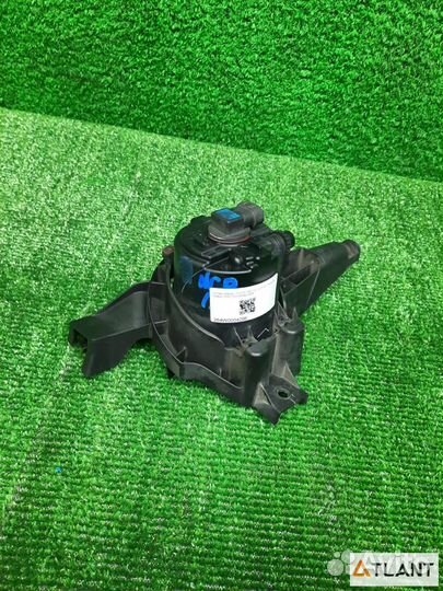 Туманка передняя правая toyota ractis