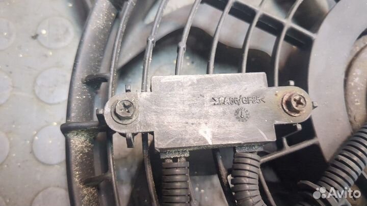 Вентилятор радиатора Hyundai H-1 Starex