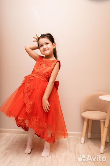 Платье для девочки нарядное