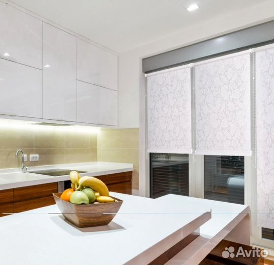 Рулонные шторы день ночь на заказ