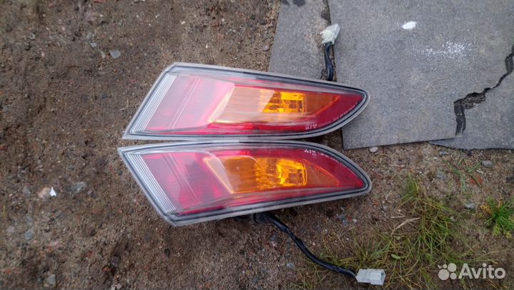 Фонарь левый правый Honda Civic 8 5D 06-12