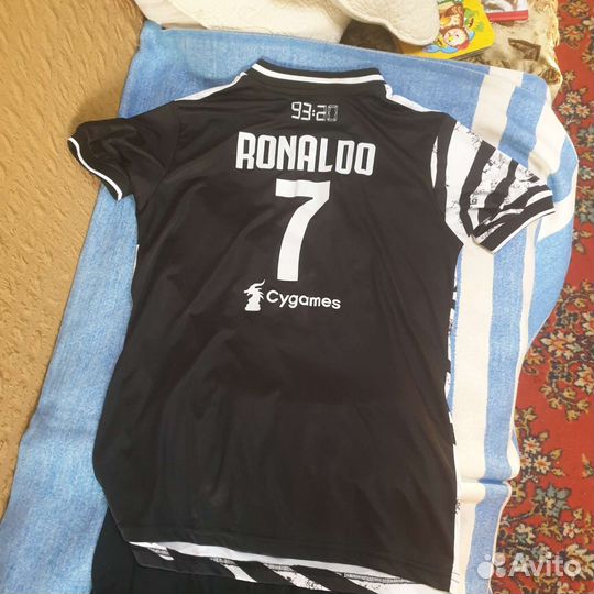 Футбольная форма adidas