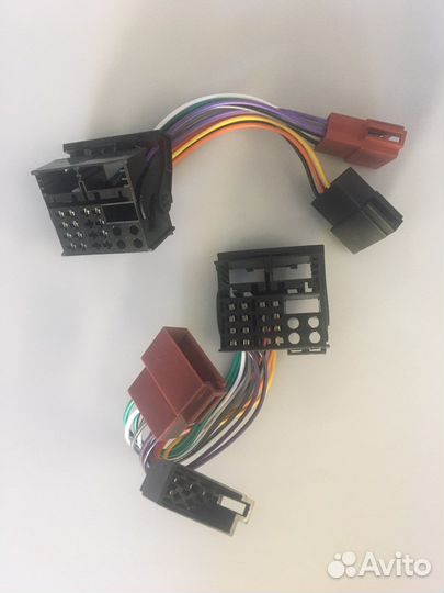 Разьём штатный для магнитолы Ford 05+ с iso
