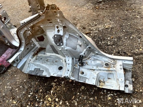 Крыло заднее левое Toyota C-HR 2016-2019