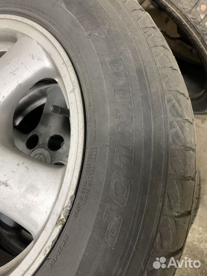 Dunlop SP Winter Maxx WM01 215/65 R16