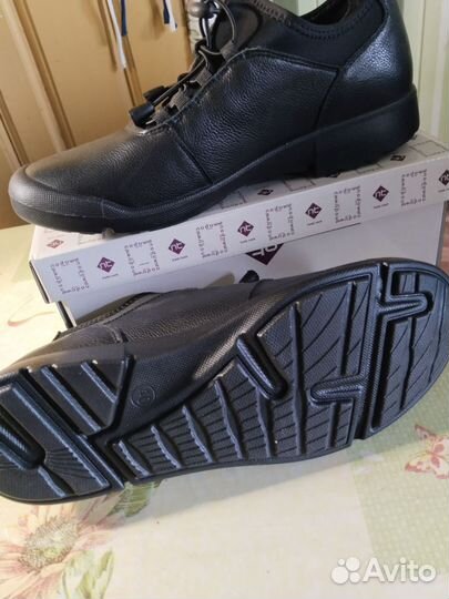 Женские ботинки 41