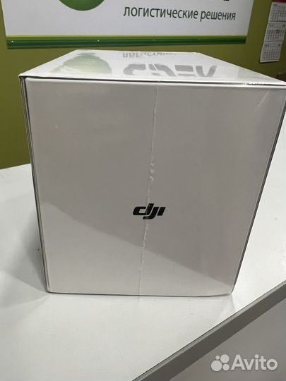 Квадрокоптер DJI Mini 3 Pro с пультом экраном