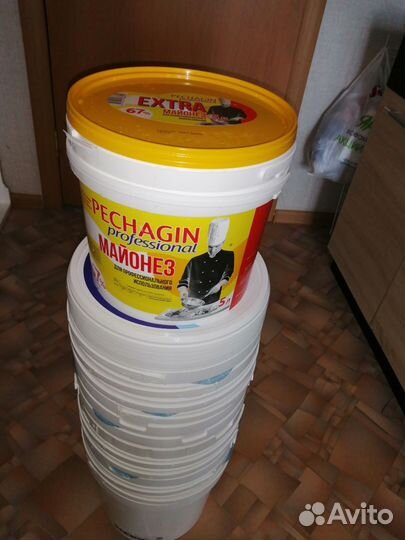 Ведро пластиковое с крышкой 10л