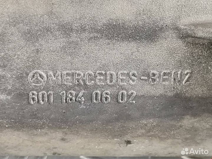 Корпус масляного фильтра Mercedes-Benz C-Класс