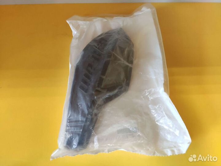 709401303 Противоветровый щиток для BRP