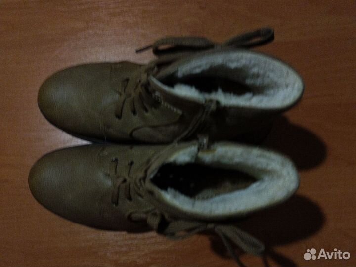 Ботинки женские зимние.Размер 39