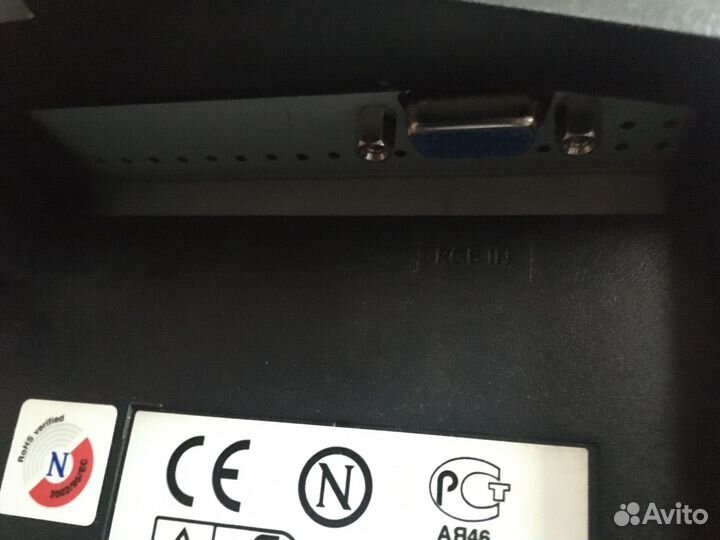 Монитор Samsung