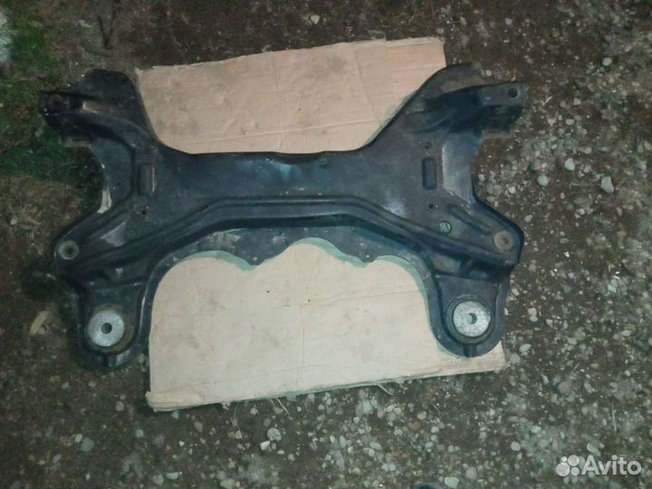 Volkswagen Golf 4.Skoda балка