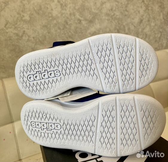 Новые кроссовки Adidas Tensaur 29. Оригинал