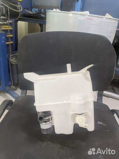 Бачок стеклоомывателя для Nissan Teana j31