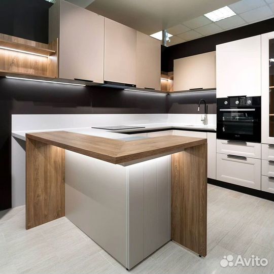 Кухонный гарнитур 