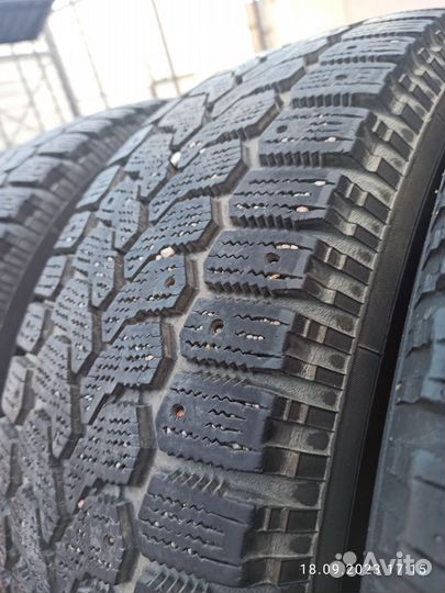 Yokohama Ice Guard IG60 215/60 R17