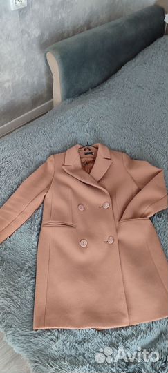 Пальто женское 44 размера