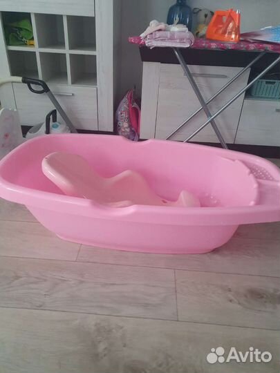 Ванночка для купания с горкой