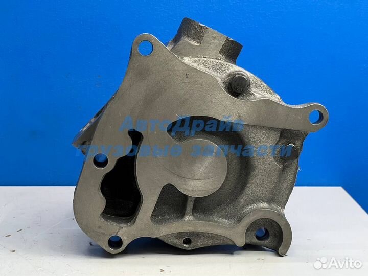 Помпа Мерседес 814 мотор OM356 OM382 OM366