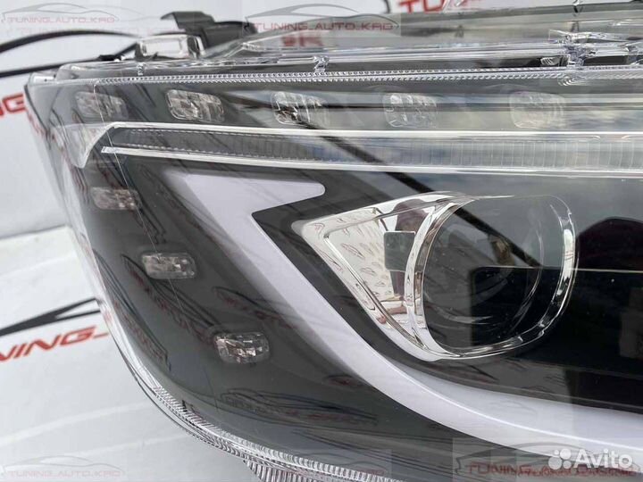 Фары Toyota Camry стиль Mercedes M5485