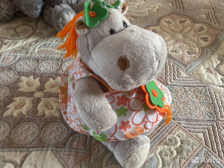 Мягкие игрушки, много разных