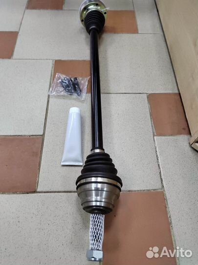 Привод правый в сборе chery Амулет (новый)