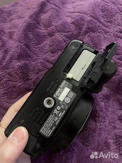 Зеркальный фотоаппарат canon 1000d