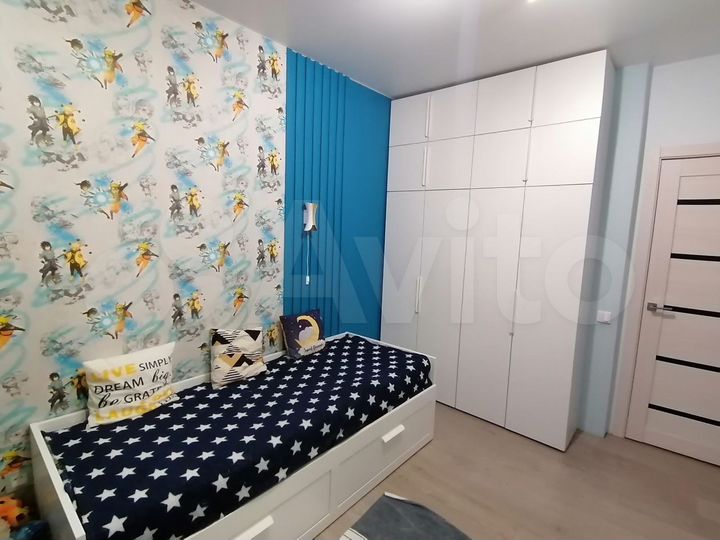 3-к. квартира, 82 м², 17/17 эт.