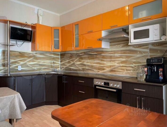 2-к. квартира, 56,3 м², 13/18 эт.