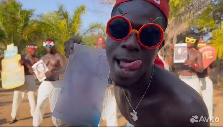 Поздравление на день рождения из Африки